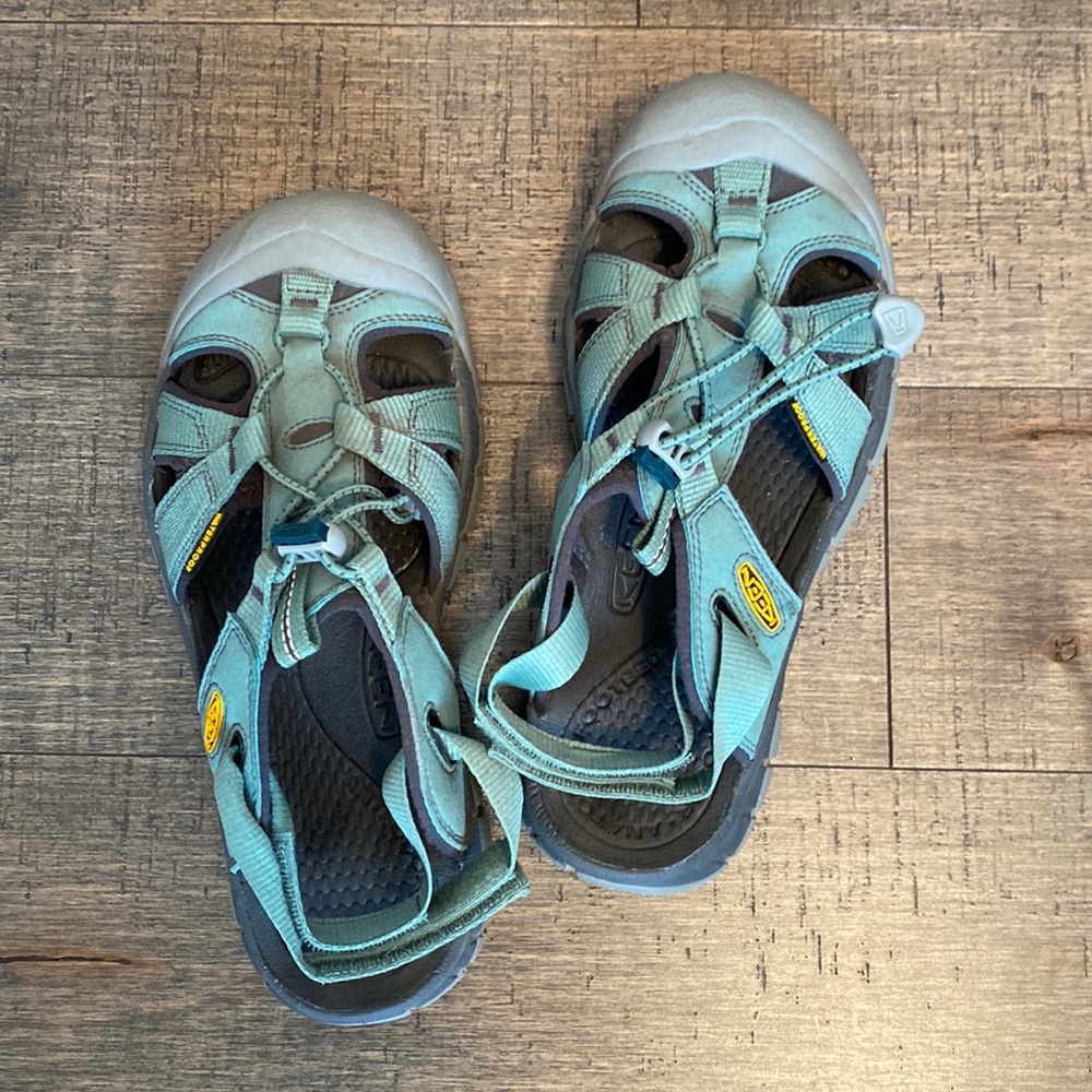 Keen Hiking Shoes